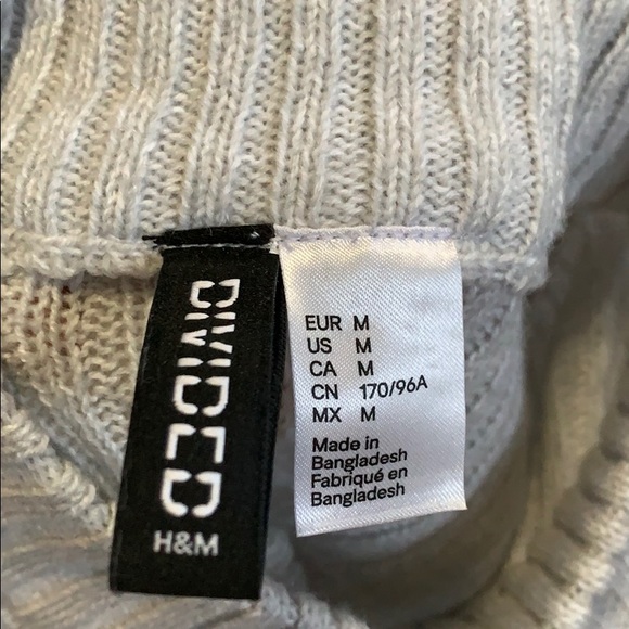 H&M sweater NWOT - Picture 3 of 3